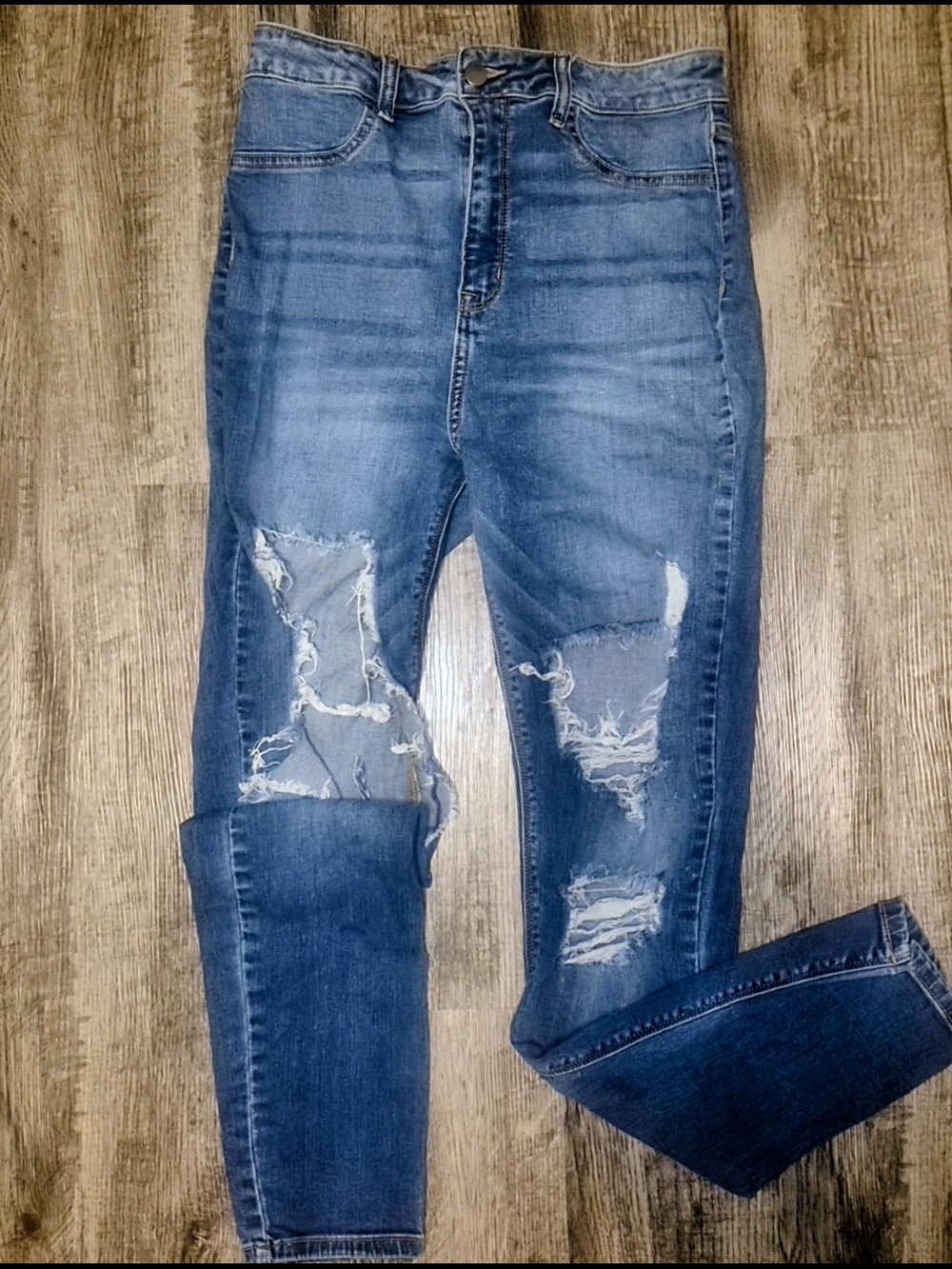 Fashion Nova Women's High Rise Distressed Blue Jeans